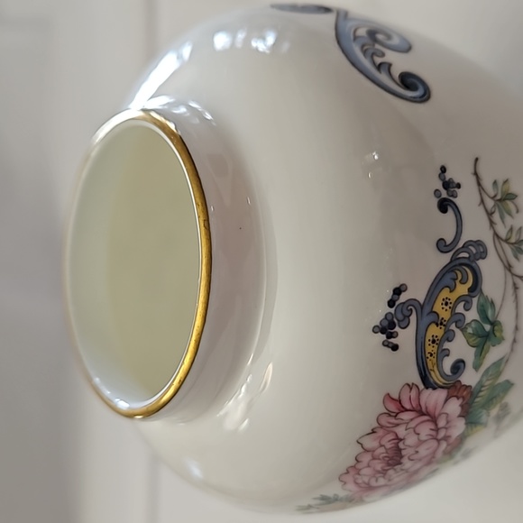 Gorgeous "Chelsea Manor" ginger jar by Crown Staffordshire - Picture 6 of 12
